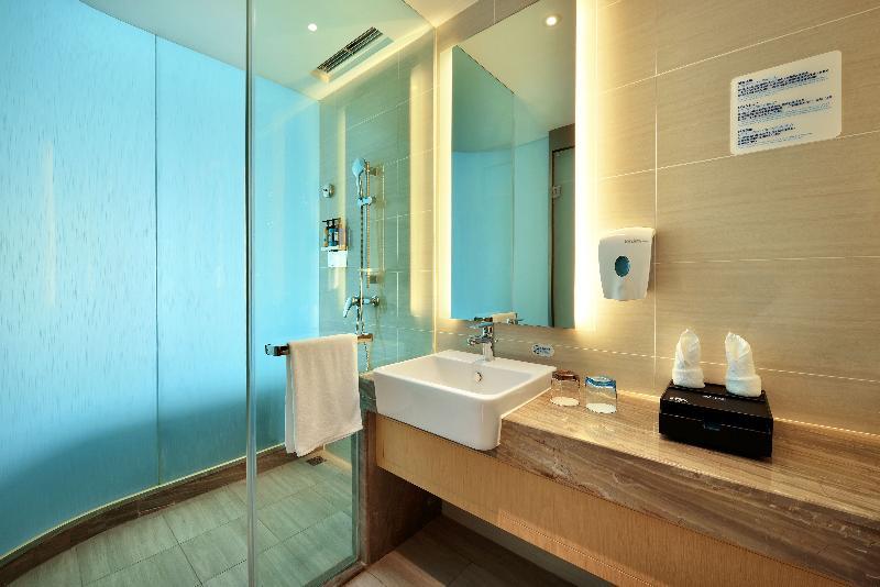 Holiday Inn Express Chengdu Tianhe Exterior photo